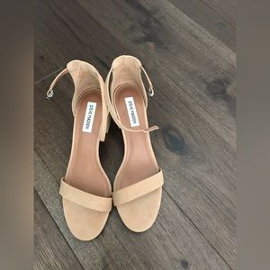 Cream colored Steve Madden Sandals